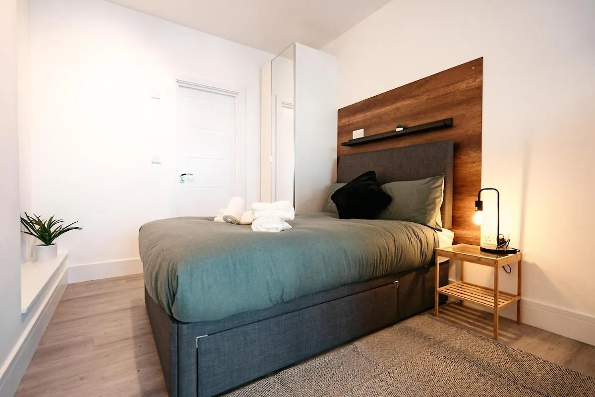 Apartment Modern & Cozy Studio Near London Fields Station