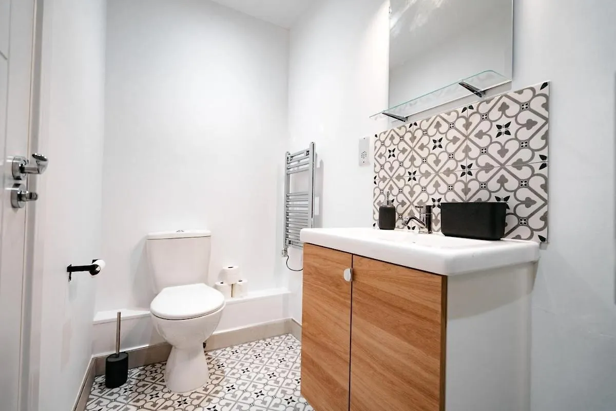 Modern & Cozy Studio Near London Fields Station Apartment